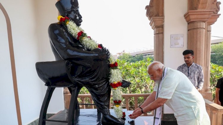 मोदी जी का संघं शरणम गच्छामि