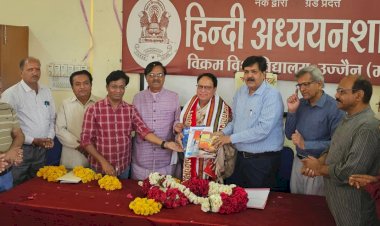 अज्ञेय, श्रीनरेश मेहता जैसे कवि सत्य बोलने की ताकत देते हैं – पूर्व कुलपति प्रो रामराजेश मिश्र