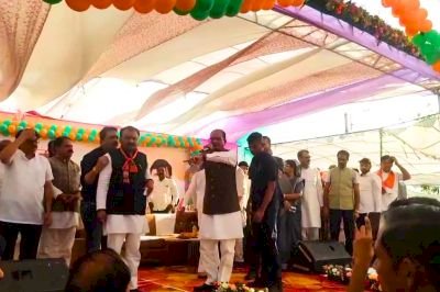 लाड़ली बहनों ने शिवराज सिंह चौहान को बताया अपना दर्द, बोलीं- हमारा पैसा, शराब के लिए ले लेते है पति