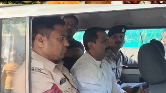 नेता प्रतिपक्ष चिंटू चौकसे गिरफ्तार, टैंकर को लेकर भाजपा नेता से विवाद