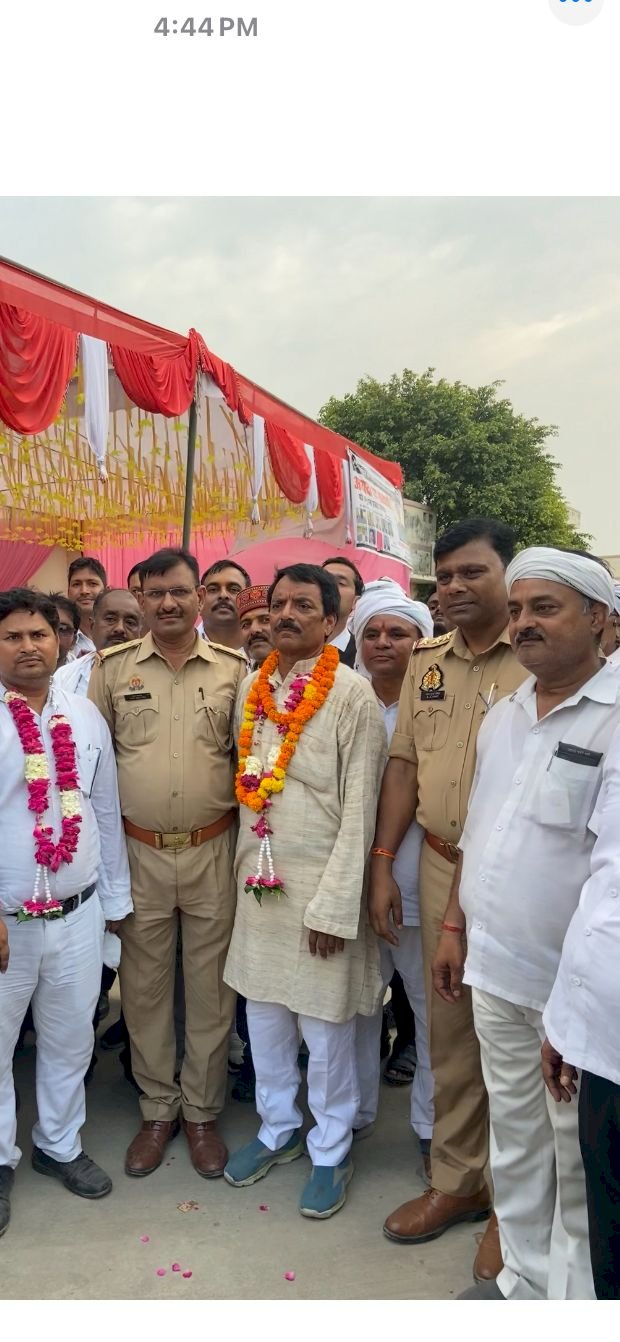 सिविल बार एसोसिएशन न्याय भवन कुंडा का चुनाव परिणाम घोषित,  अध्यक्ष पद प्रत्याशी वरिष्ठ अधिवक्ता हनुमान प्रसाद पांडेय 118 मत पाकर हुए विजयी।
