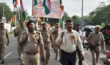 स्वतंत्रता दिवस की पूर्व संध्या पर जालौन देशभक्ति के रंग में रंगा