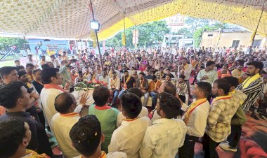 साधारण जीवन ही सच्चा आनंद देता है, श्रीकृष्ण से सीखें धैर्य और कर्म का महत्व : गोविंद सिंह राजपूत,  राहतगढ़ में श्रीकृष्ण जन्माष्टमी पर भव्य शोभायात्रा और मेधावी सम्मान समारोह में शामिल हुए खाद्य मंत्री
