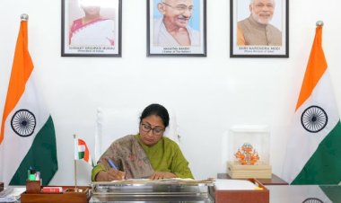 "हमले के बाद भावुक हुईं सीएम रेखा गुप्ता, अब हर विधानसभा में करेंगी जनसुनवाई, बोलीं- जनता की आवाज दबने नहीं दूंगी"