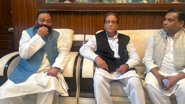 स्वामी प्रसाद मौर्य का भाजपा सरकार पर हमला,आजम खां पर राजनीतिक द्वेष से कार्रवाई-राजनीति में सब कुछ स‍ंभव