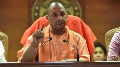नौकरशाही में बड़ा बदलाव, अर्पणा समेत चार आईएएस अधिकारी बनेंगे प्रमुख सचिव; 20 विशेष सचिवों का भी प्रमोशन
