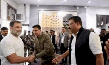 जल संकट पर सियासत तेज: राहुल गांधी ने इंदौर में पीड़ित परिवारों से की मुलाकात,प्रभावित परिवारों को ₹1-1 लाख का चेक दिया; इससे पहले अस्पताल भी गए थे