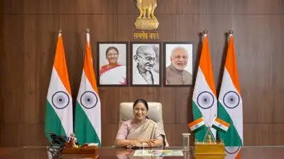 दिल्ली के 9 मेट्रो स्टेशन के नाम बदले, सीएम रेखा गुप्ता बोलीं- 'जनभावनाओं के अनुरूप फैसला,पीतमपुरा अब कहलाएगा मधुबन चौक