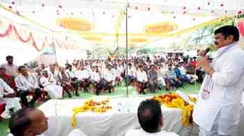भाजपा सरकार ने बदली ग्रामीण अंचलों की तस्वीर, कांग्रेस ने तो सिर्फ वादे किए : गोविंद सिंह राजपूत-सुरखी में विकास की रफ्तार तेज, करोड़ों के कार्यों की सौगात लेकर पहुंचे खाद्य मंत्री