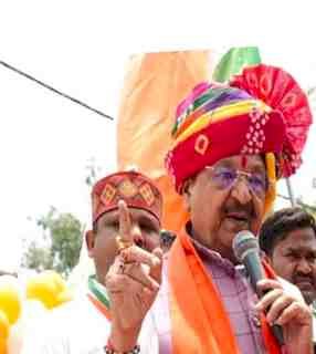 कैलाश विजयवर्गीय का बयान बना चर्चा का विषय, बोले- “अगर हम काफिर हैं तो हमारी बनाई सड़क पर मत चलो”