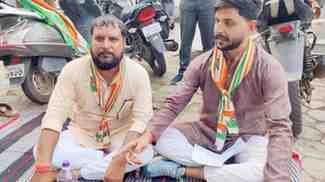 कांग्रेस में बगावत के सुर: 300 KM पैदल चलकर PCC पहुंचे कार्यकर्ता, बोले- एक व्यक्ति को तीन-चार पद देने का विरोध पड़ा भारी न्याय चाहिए