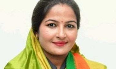 प्रतिमा बागरी के जाति प्रमाण-पत्र मामले में मुनादी पर सियासी विवाद, अफसर पर कार्रवाई की मांग; मुख्यमंत्री से मिले छह मंत्री