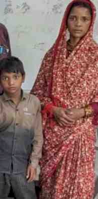 हमीरपुर से लापता बच्चा जालौन में सकुशल बरामद, कुठौंद में पुलिस की दबिश से मचा हड़कंप; मामले की जांच जारी