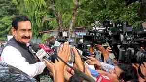 किसी की हिम्मत नहीं कि मेरे कार्यकर्ताओं का नुकसान कर दे": दतिया उपचुनाव में डॉ. नरोत्तम मिश्रा का बड़ा बयान, राजनीतिक हलचल तेज