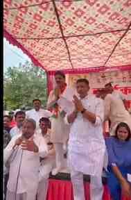 दतिया उपचुनाव में कांग्रेस की ताकत बने अवधेश नायक: जीतू पटवारी के साथ मंच पर दिखे, भाजपा पर ब्राह्मण विरोधी राजनीति का लगाया आरोप