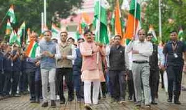 बुलेट पर सवार होकर तिरंगा यात्रा में पहुंचे CM मोहन यादव, भोपाल में गूंजे भारत माता के जयकारे