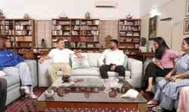 राहुल गांधी के सामने छात्रों ने खोला पुलिस बर्बरता का राज: लाठीचार्ज, पैलेट गन और जबरन माफी के आरोप; बोले- अन्याय के खिलाफ आवाज उठाना ही असली राष्ट्रवाद