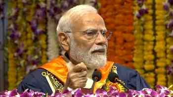 ‘मैं तो बाबा बागेश्वर नहीं हूं’, भविष्य की भविष्यवाणी नहीं, उसे बदलने की क्षमता विकसित करें युवा-IIT दिल्ली के छात्रों से बोले PM मोदी