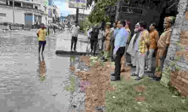 मलंगा नाले के जलभराव पर प्रशासन सख्त, अतिक्रमणकारियों पर होगी कार्रवाई; डीएम-एसपी ने प्रभावित क्षेत्रों का किया निरीक्षण,  नाले में जगह-जगह मिला कचरा, तत्काल सफाई के निर्देश; कैचमेंट क्षेत्र का होगा चिन्हांकन, अवैध कब्जों की जांच के आदेश
