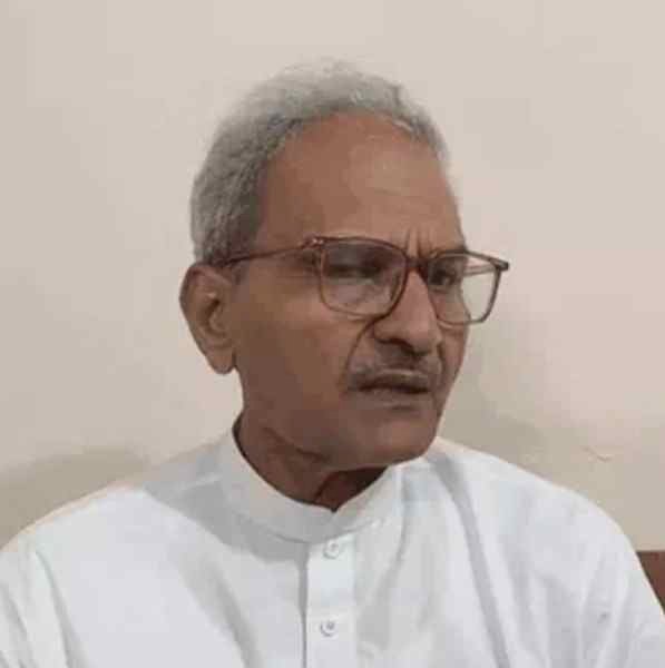 सांसद जनार्दन मिश्रा का विधायक अभय मिश्रा पर पलटवार, बोले- ‘यौन विकृति से पीड़ित हैं’, स्टेपनी चोरी और पॉकेटमारी से कारोबार शुरू करने का लगाया आरोप