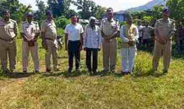 एक ही परिवार के तीन लोगों की हत्या से मचा हड़कंप, युवक ने मां और नाना-नानी को बनाया निशाना; तीन घायल, अनूपपुर में सनसनी