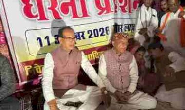 आदिवासियों के घर उजाड़ने पर भड़के शिवराज: बोले- मेरे क्षेत्र में अन्याय की हद पार, महिलाओं के आंसू देख पसीजा दिल; दोषियों पर होगी कार्रवाई